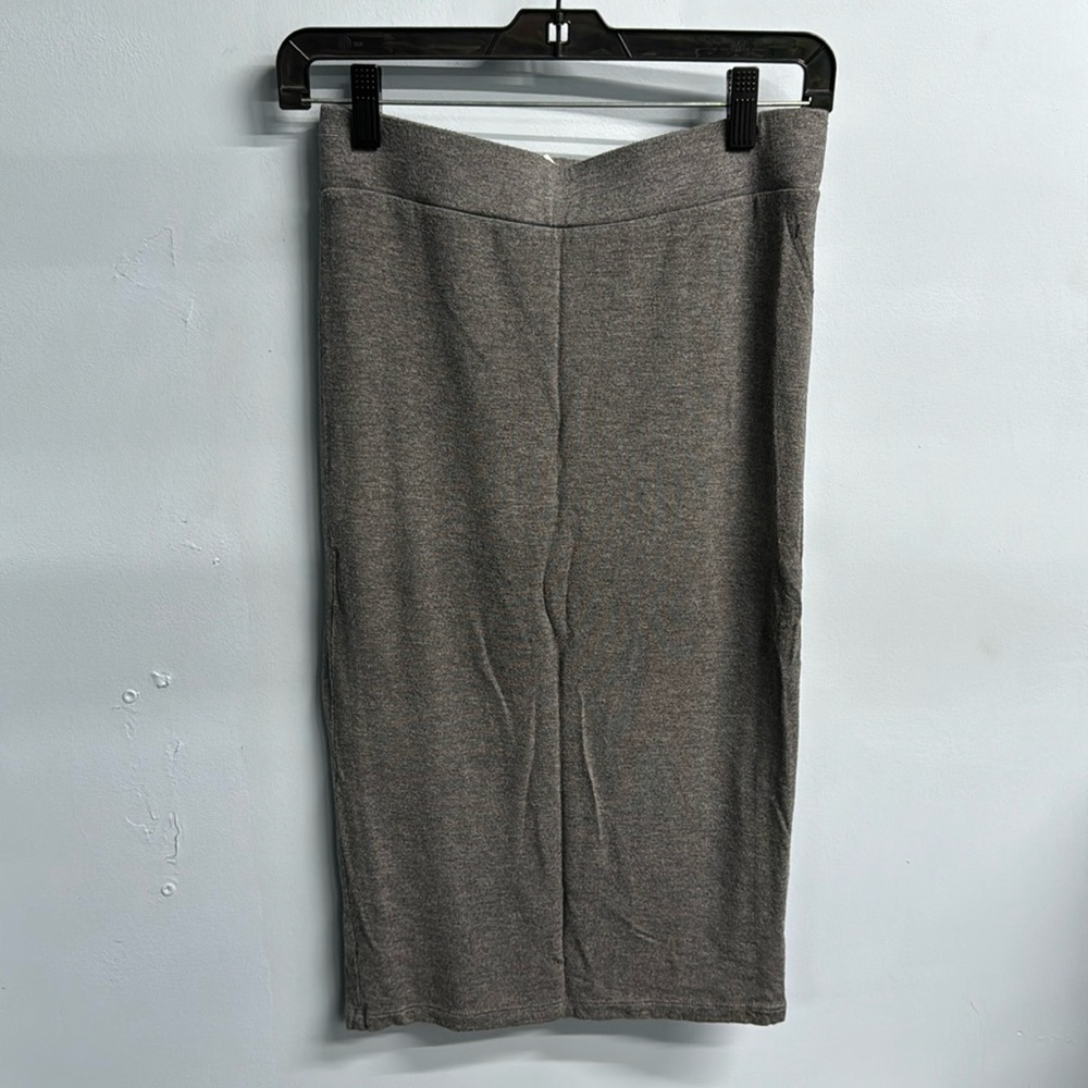 Fitted Midi Skirt in Medium Gray